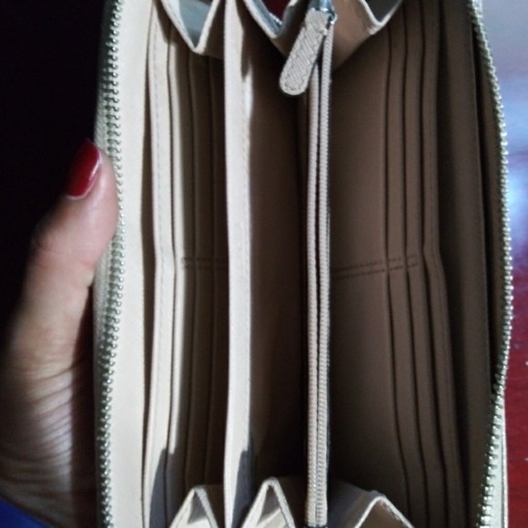 Coach Wallet - Picture 3 of 5